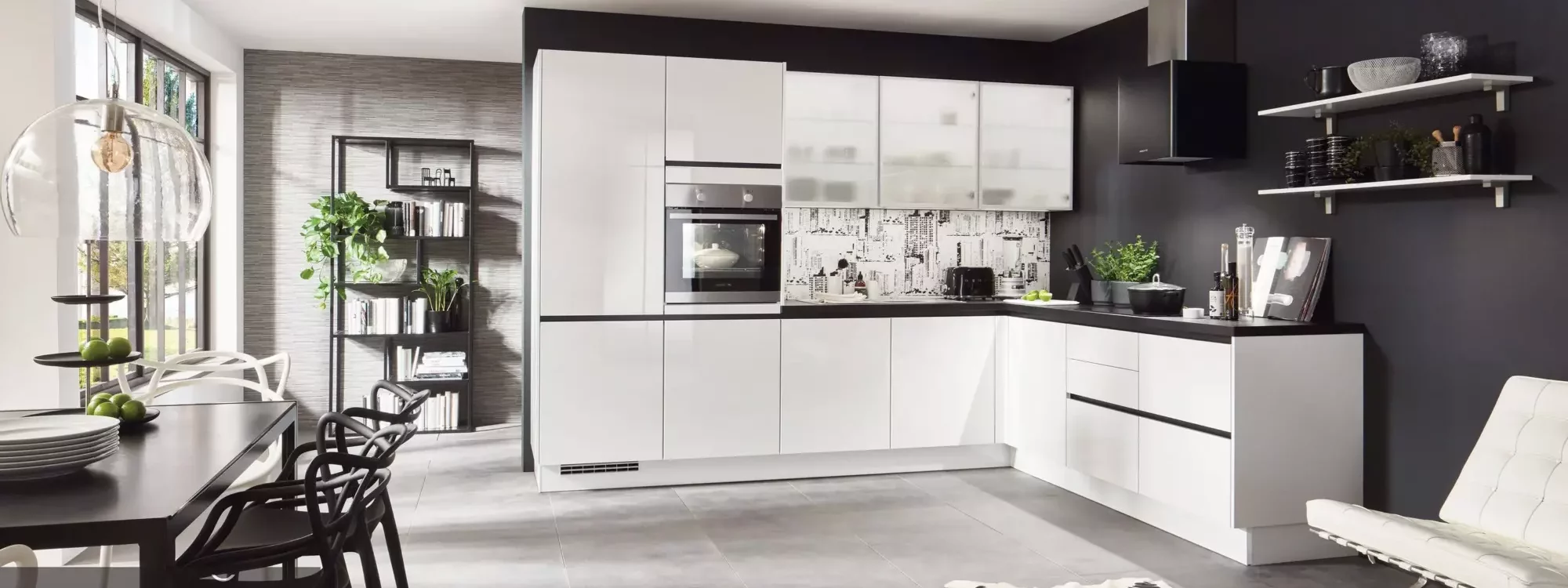 Pourquoi choisir une cuisine blanche brillante ? Pfastatt