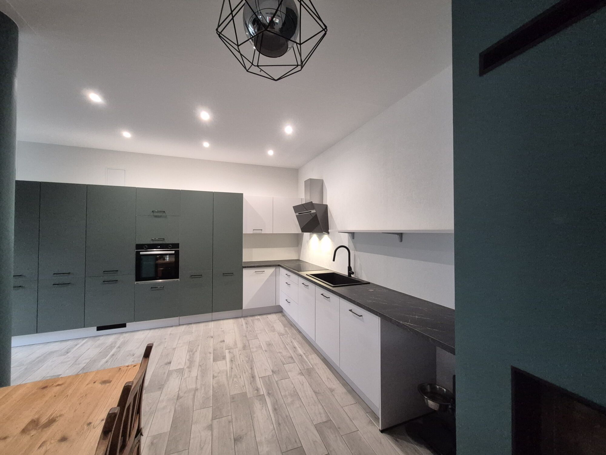 Un intemporel la cuisine noire et blanche Kingersheim